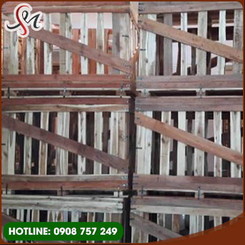 Pallet gỗ